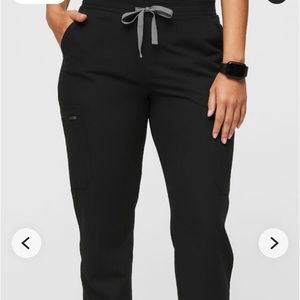 FIGS yola skinny yoga scrub pant